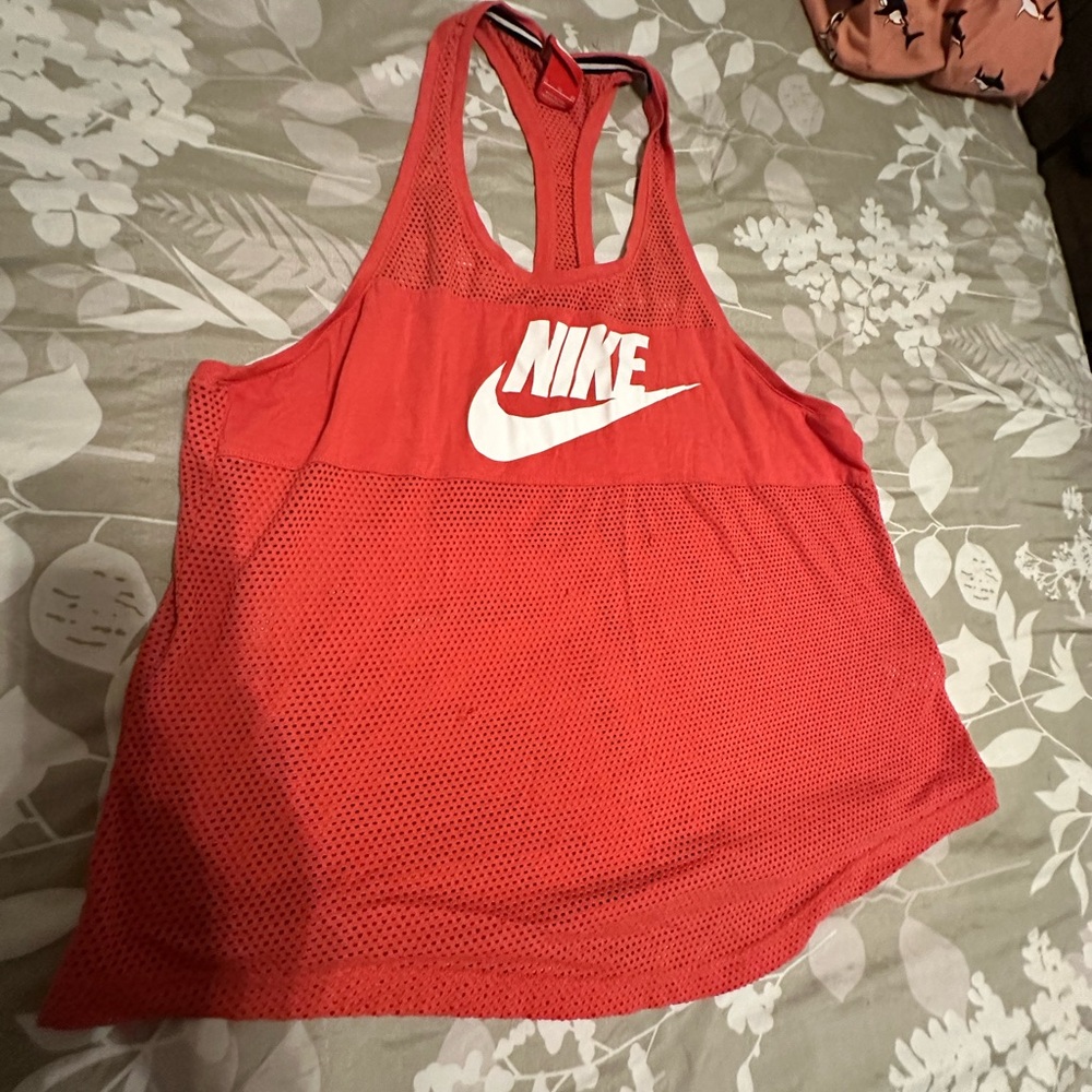 Nike Women's Vibrant pink Mesh Tank Top